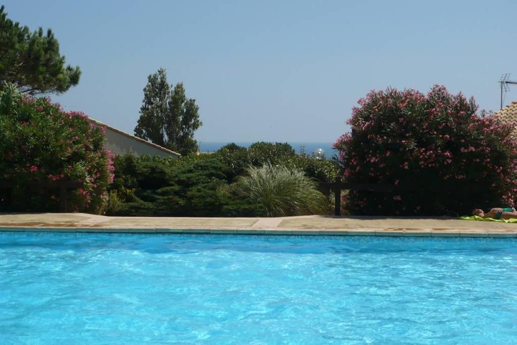 Cros Mer Et Piscine Saint-Pierre-la-Mer  Exterior foto